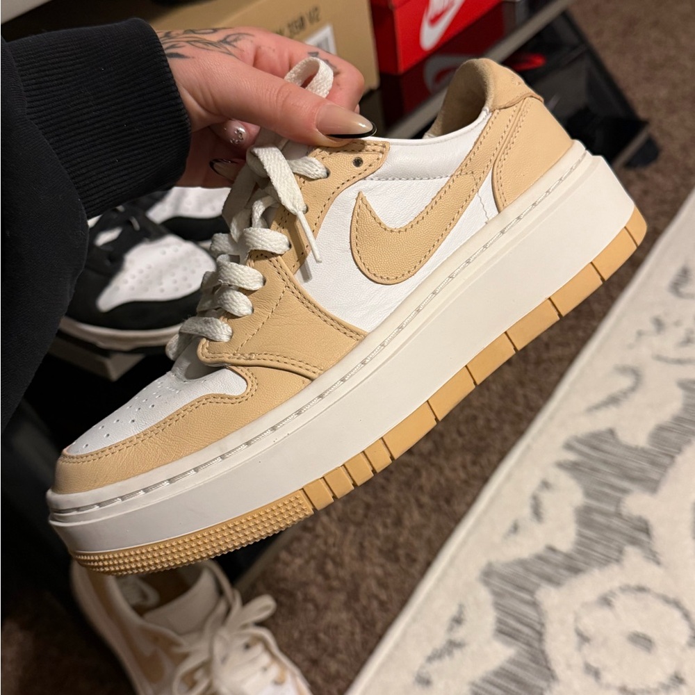 Nike Jordan Platform sneaker